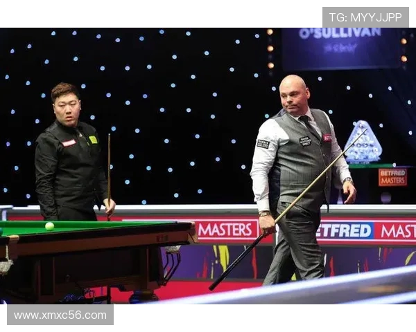 北京足球队在大师赛中的配合表现分析与战术探讨